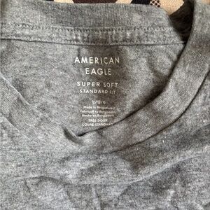 American Eagle Outfitters Gray Short Sleeve Tee